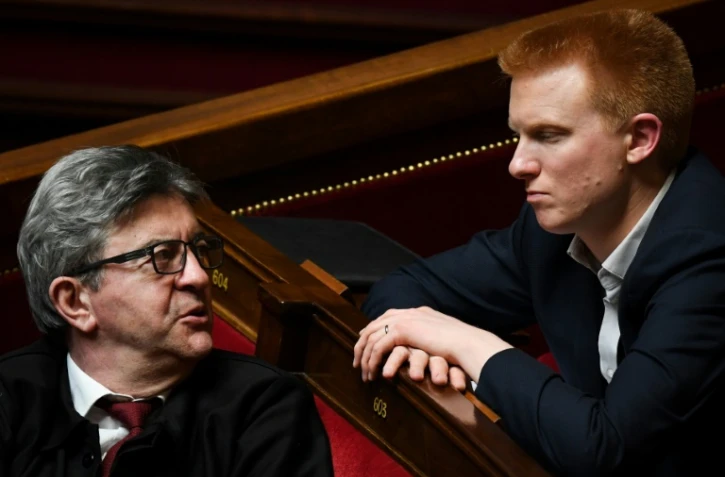 Les députés La France insoumise (LFI) Jean-Luc Mélenchon (g) et Adrien Quatennens, le 2 avril 2019 à l'Assemblée nationale à Paris