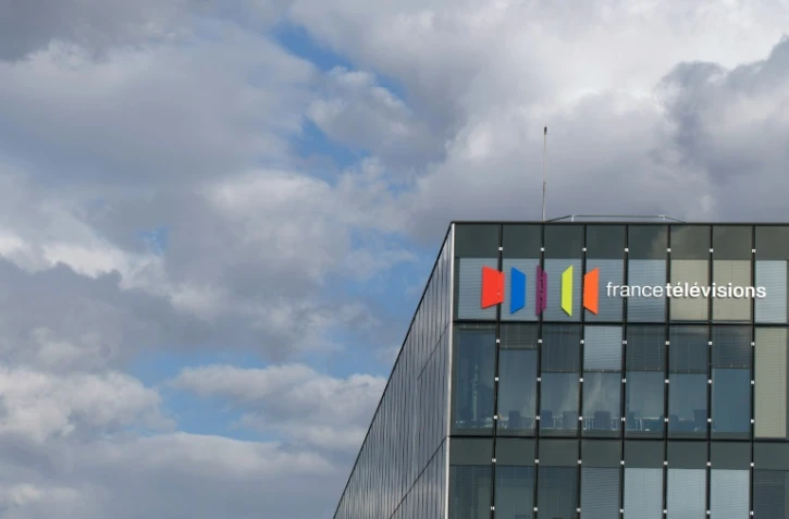 Audiences télé en 2015: France Télévisions (29,2%) devant le groupe TF1 (27,7%) (Médiamétrie)