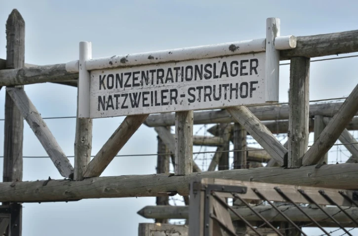 Photo prise le 16 avril 2015 de l'entrée du camp de Struthof à Natzwiller (Bas-Rhin), le seul camp de concentration nazi situé en territoire français