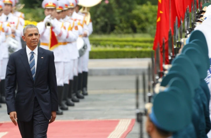 Le président Barack Obama accueilli au palais présidentiel à Hanoi le 23 mai 2016