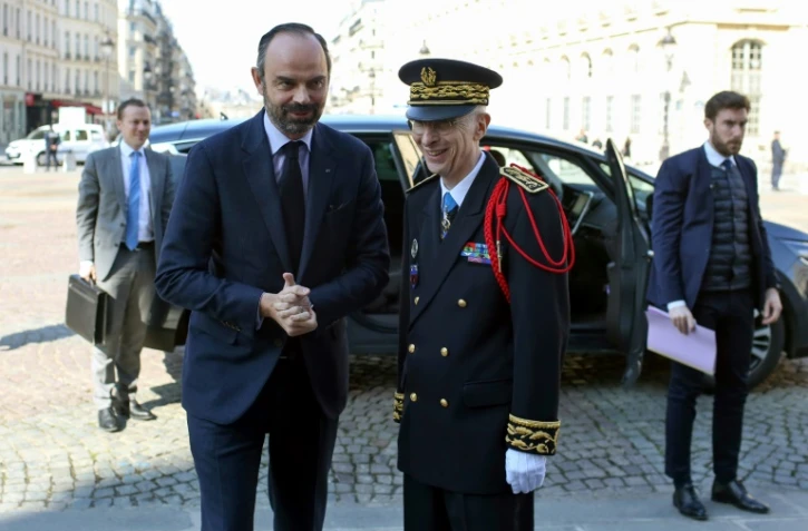 Edouard Philippe et le nouveau préfet de police de Paris, Didier Lallement, à Paris le 21 mars 2019