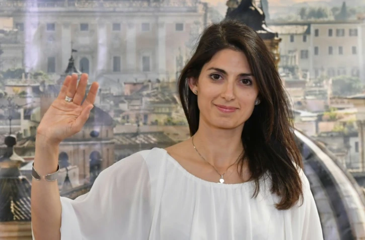 La nouvelle maire de Rome, Virginia Raggi, membre du Mouvement 5 Etoiles, lors d'une conférence de presse après sa victoire le 19 juin 2016 à Rome