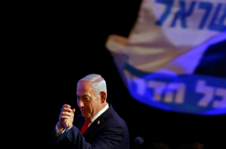 Le Premier ministre israélien Benjamin Netanyahu s'adresse à ses partisans au soir des législatives, le 28 octobre 2026 à Jérusalem