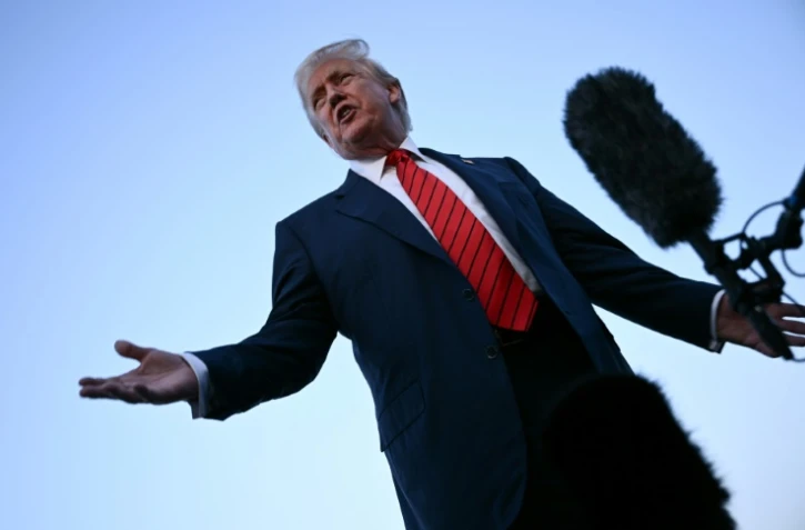 Le président américain Donald Trump devant la presse en Pennsylvanie le 3 août 2025