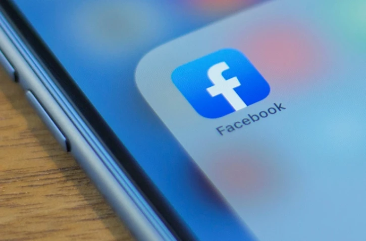 Le logo de l'application Facebook, pris en photo le 10 juillet 2019