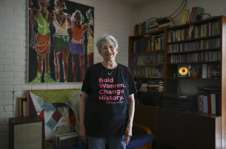 Abby Pariser, ancienne membre du réseau clandestin "Jane", le 5 juin 2025 à Huntington, dans l'Etat américain de New York