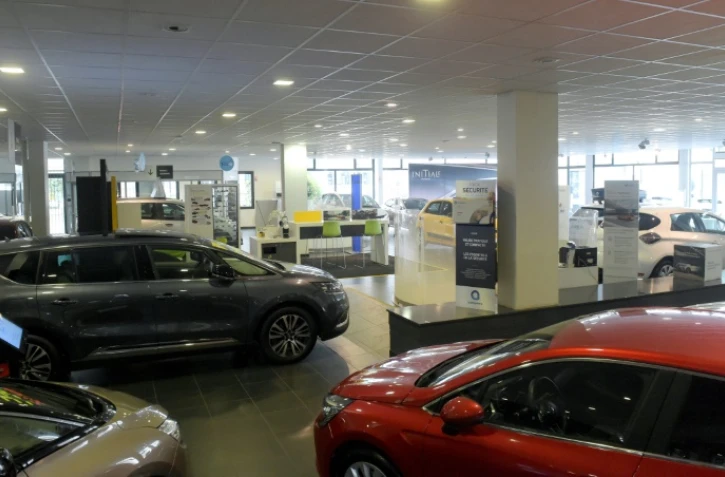 Les coonstructeurs automobiles français Renault et PSA ont légèrement mieux résisté que le marché