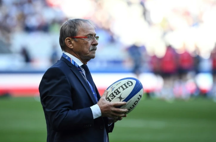 Le sélectionneur du XV de France Jacques Brunel lors de l'échauffement avant le coup  d'envoi du match contre l'Ecosse aux Six nations au Stade de France, le 23 février 2019 