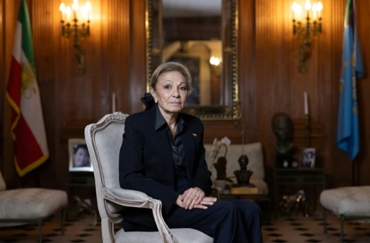 La veuve de l'ex-chah d'Iran, Farah Pahlavi, chez elle à Paris le 20 janvier 2026