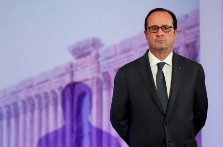 François Hollande lors de l'inauguration de l'exposition sur Palmyre au Grand Palais, le 13 décembre 2016
