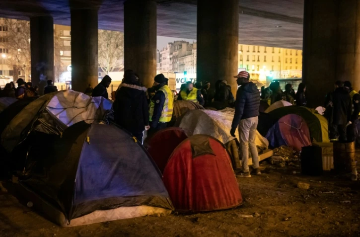 Préparation d'une précédente opération d'évacuation de migrants installés entre la Porte de la Villette et la Porte de la Chapelle, en janvier 2019