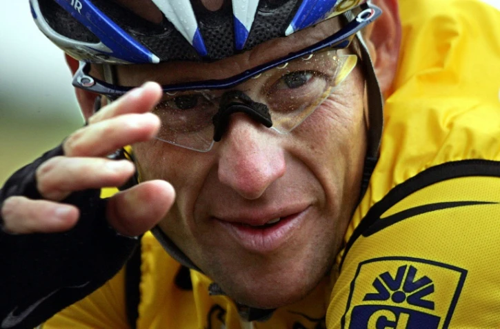 L'Américain Lance Armstrong durant la 5e étape du Tour de France, entre Amiens et Chartres, le 8 juillet 2004