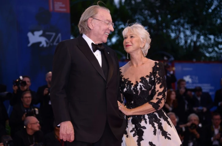 Les acteurs Helen Mirren et Donald Sutherland, le 3 septembre 2017 à Venise
