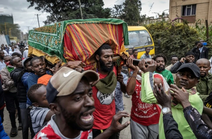 Les funérailles d'Ibrahim Kamau, tué lors d'une manifestation antigouvernementale, le 28 juin 2024 à Nairobi, au Kenya