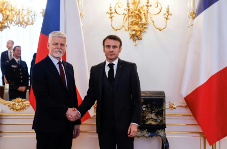 Le président Emmanuel Macron et le président tchèque Petr Pavel lors d'une réunion au château de Prague, le 5 mars 2024