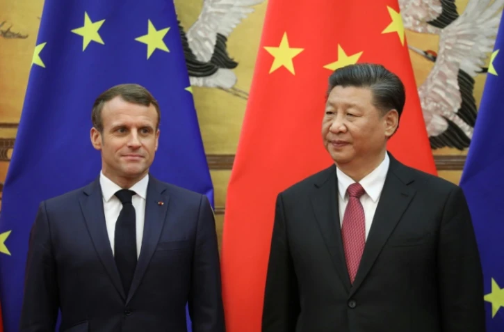 Le président Emmanuel Macron et son homologue chinois Xi Jinping au Palais du peuple le 6 novembre 2019