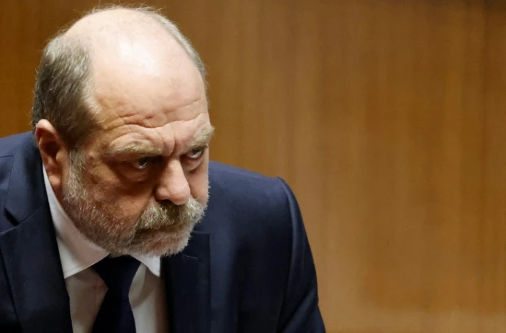 Le ministre français de la Justice, Eric Dupond-Moretti, assiste à une séance de questions au gouvernement à l'Assemblée nationale à Paris, le 28 novembre 2023