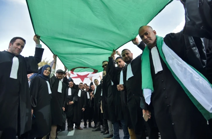 Des avocats algériens défilent à Alger contre un 5e mandat du président Abdelaziz Bouteflika, le 7 mars 2019