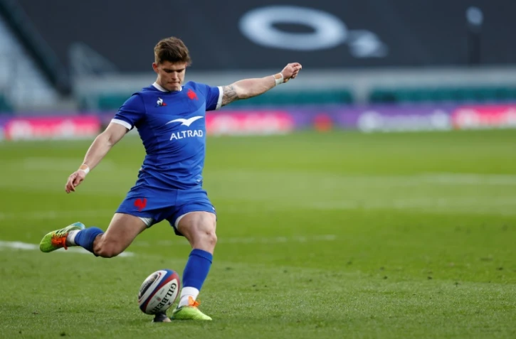 L'ouvreur du XV de France Matthieu Jalibert face à l'Angleterre, lors du tournoi des Six nations, le 13 mars 2021 à Twickenham