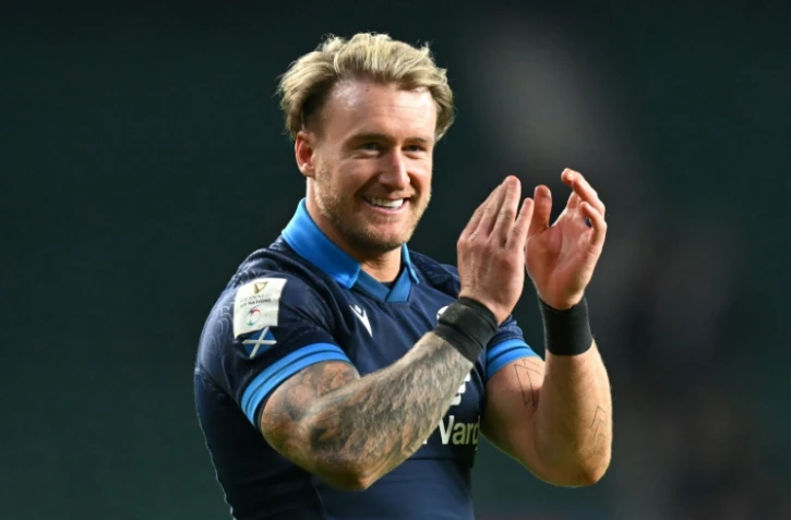 L'arrière Stuart Hogg après la victoire de l'Ecosse sur l'Angleterre dans le Tournoi le 4 février 2023 au stade de Twickenham à Londres