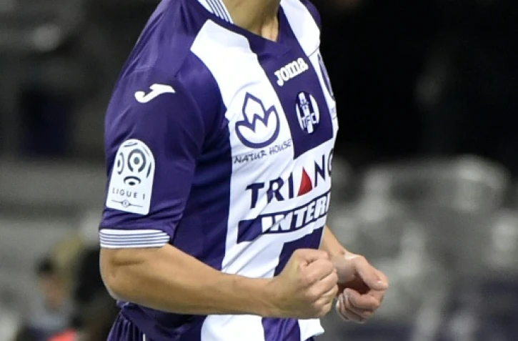 L'attaquant de Toulouse Wissam Ben Yedder célèbre un but marqué contre Lorient en Ligue 1, à Toulouse, le 5 décembre 2015