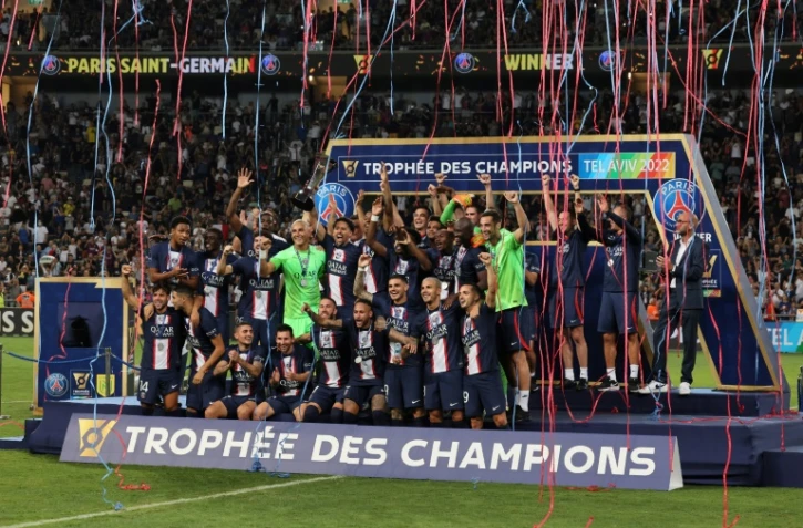 Le PSG vainqueur de son 11e Trophée des Champions à l'issue de sa démonstration face à Nantes, à Tel Aviv, le 31 juillet 2022 