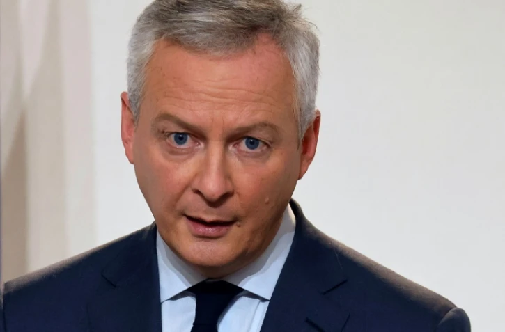 Le ministre de l'Economie Bruno Le Maire intervient lors d'une conférence de presse à Paris, le 12 novembre 2020