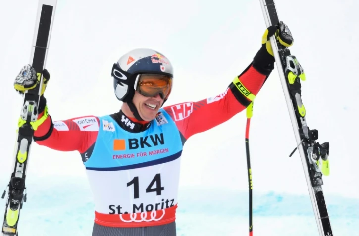 Le Canadien Erik Guay après sa victoire en super-G aux Mondiaux de ski alpin, le 8 février 2017 à Saint-Moritz (Suisse) 
