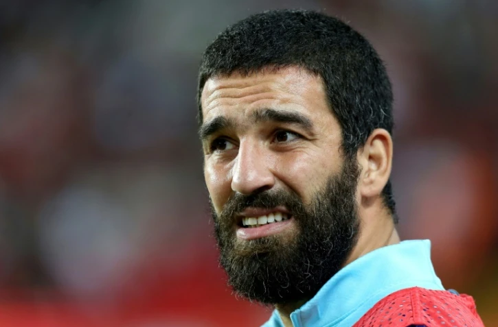 Le Turc Arda Turan avant un match contre le Kosovo, le 12 novembre 2016 à Antalya