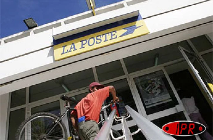 Siège de la Poste rue Maréchal Leclerc à Saint-Denis
