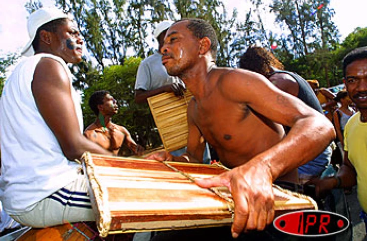 20 décembre 2003
L'abolition de l'esclavage a été décrétée à La Réunion le 20 décembre 1848