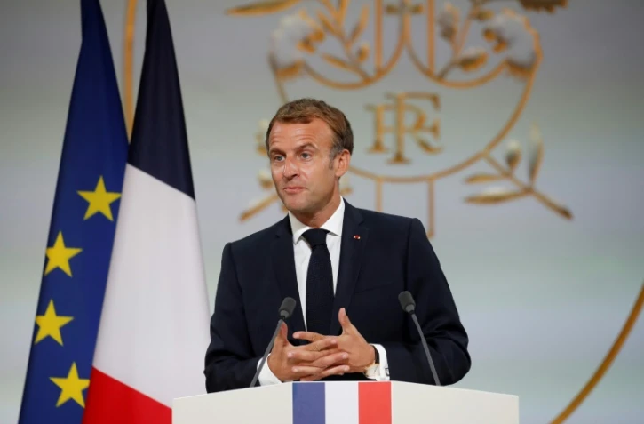 Emmanuel Macron s'exprime lors d'une cérémonie en mémoire des Harkis, le 20 septembre 2021 à l'Elysée