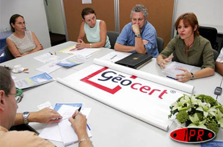 Mardi 25 octobre 2005 -
Lors de la présentation par l'ADIR du dispositif Géocert