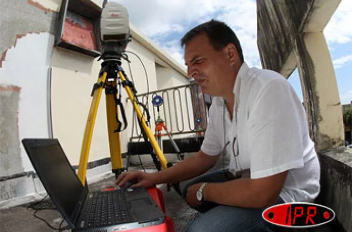 Mardi 18 septembre 2007 -

HTDR utilise un scanner permettant d'effectuer des relevés topographiques en 3 D