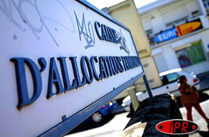 Le recours aux CDD sur des postes permanents et le recrutement de Métropolitains inquiètent les syndicats.