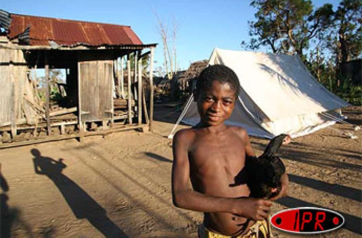 Samedi 25 mars 2007 -
La ville de Maroantsetra et  sa région ont été inondées suite au passage du cyclone Indlala