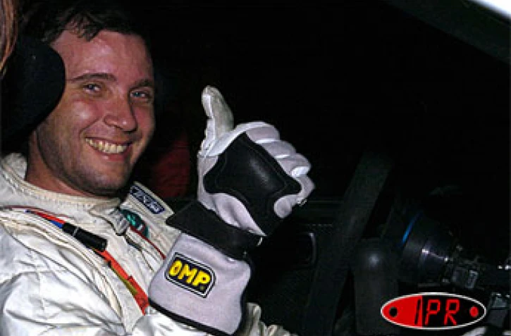 Samedi 3 septembre  2005-

Sabir Gany a été malheureux, ne fois de plus cette saison, la boite de vitesse de sa Subaru a cassé (Photo J.P.)