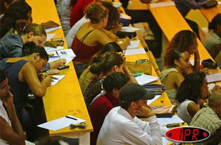 Une protection pour les étudiants expatriés