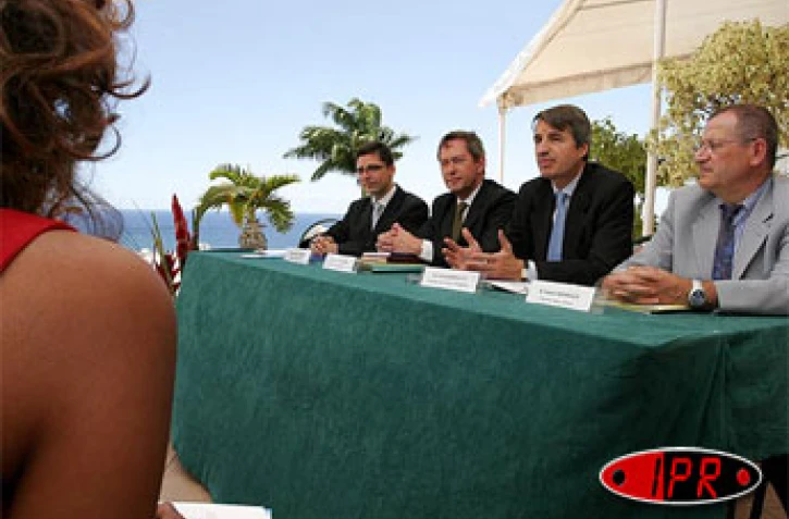 Lundi 24 octobre 2005 -
Lors de la présentation de la loi de finances 2006