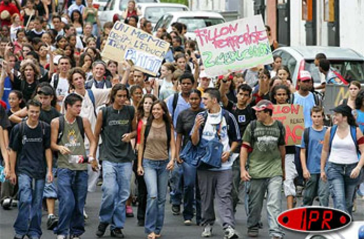 Mardi 8 mars 2005

Les lycéens ont de nouveau manifesté contre le projet de loi Fillon