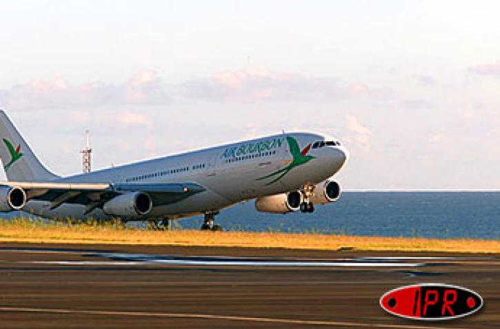 Air Bourbon desservira Mayotte au départ de La Réunion trois fois par semaine à partir du 28 mars 2004