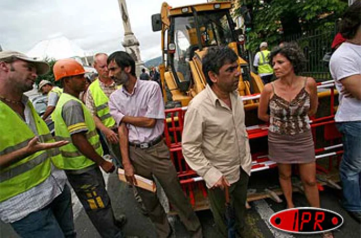 Mardi 18 avril 2006 - 

Les commerçants ne veulent pas de travaux dans la rue de la Victoire à Saint-Denis