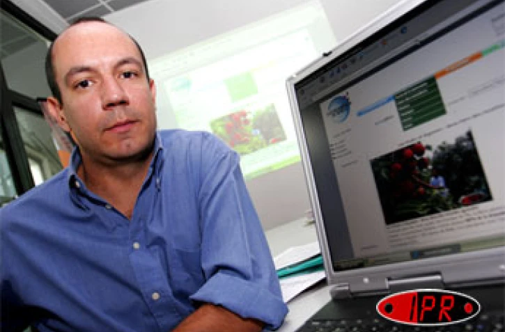 Mardi 26 septembre 2006 -
Nicolas Martin, webmaster de réunionnaisdumonde.com