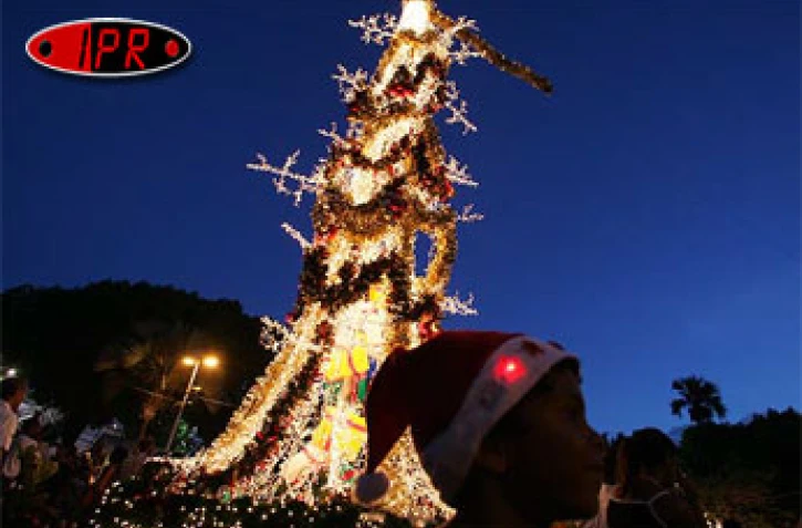 Samedi 24 décembre 2005 -


Joyeux Noël