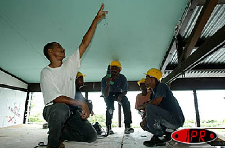 Lundi 20 septembre 2004 -
Les nouvelles orientations pour l'emploi ont été débattues en préfecture