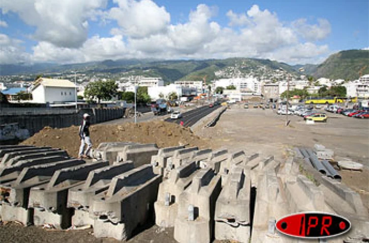 Mercredi 5 juillet 2006 - 

Le pôle océan sera construit dans le bas de la rue maréchal Leclerc à Saint-Denis