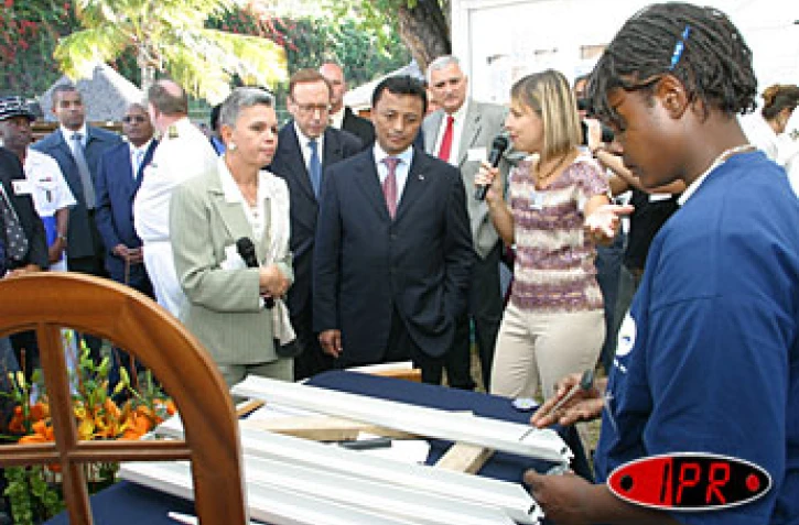 Le président de la République de Madagascar, Marc Ravalomanana est arrivé ce jeudi 24 juillet 2003 à La Réunion pour une visite officielle d'un jour et demi