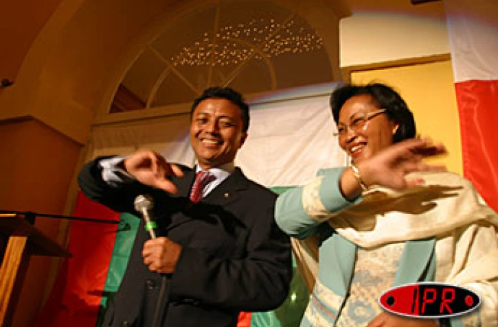 Le président de la République de Madagascar, Marc Ravalomanana est arrivé ce jeudi 24 juillet 2003 à La Réunion pour une visite officielle d'un jour et demi