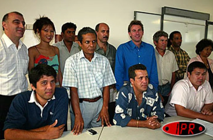 Vendredi 5 novembre 2004

Le comité de pilotage de l'industrie est satisfait de l'opération menée en Provence avec des producteurs des filières fruits et légumes