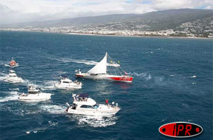 Mercredi 14 mars 2007 - 
Après 150 jours 23 heures et 48 minutes, Maud Fontenoiy a bouclé son tour du monde à contre courant
